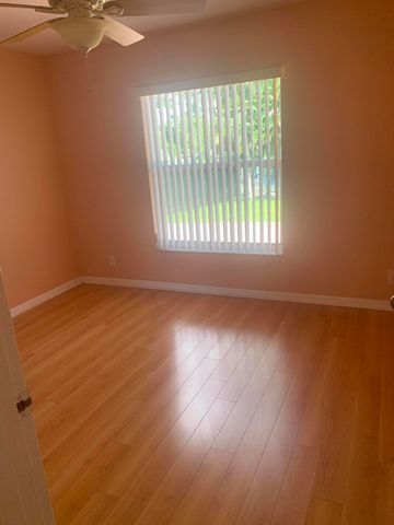 2215 HYPOLUXO Road, Lake Worth, FL 33462