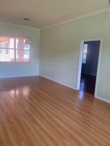 2215 HYPOLUXO Road, Lake Worth, FL 33462