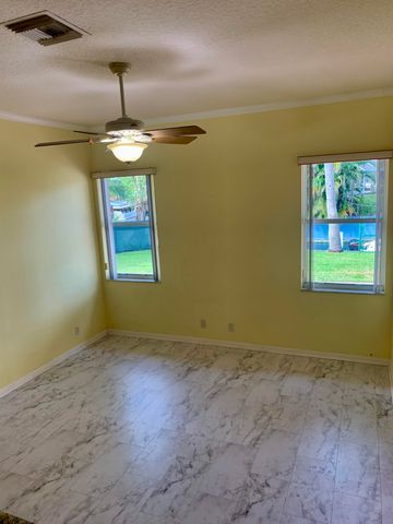 2215 HYPOLUXO Road, Lake Worth, FL 33462