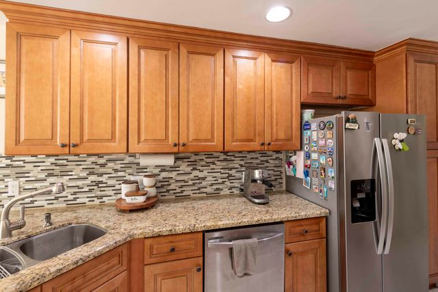 154 Santa Barbara Way, Palm Beach Gardens, FL 33410