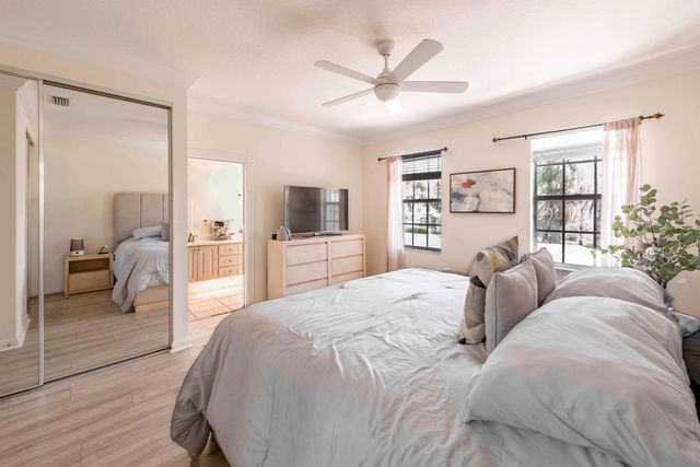 154 Santa Barbara Way, Palm Beach Gardens, FL 33410