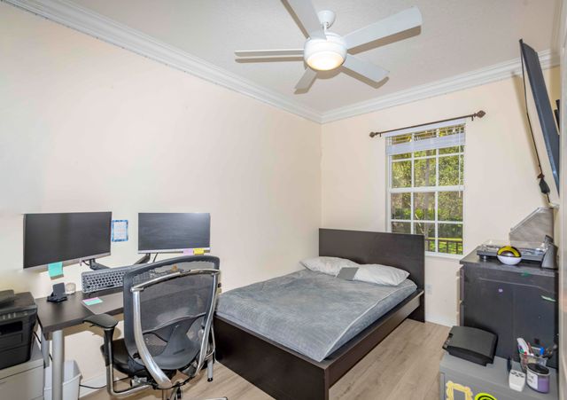 154 Santa Barbara Way, Palm Beach Gardens, FL 33410