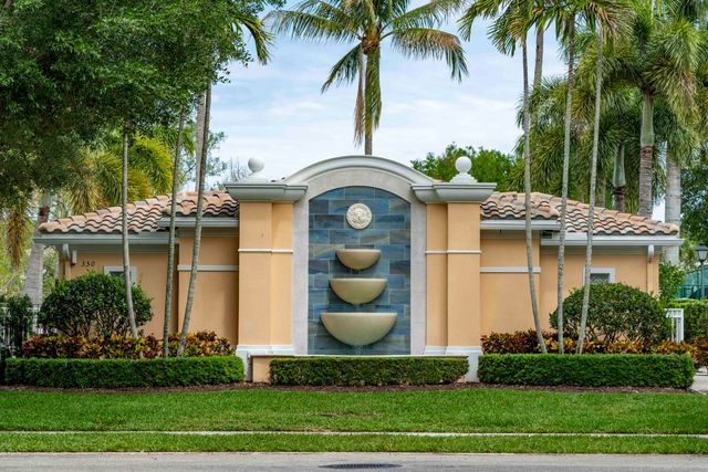 154 Santa Barbara Way, Palm Beach Gardens, FL 33410