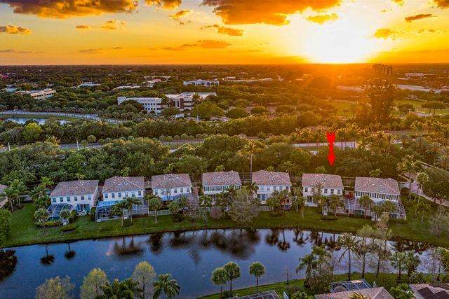 154 Santa Barbara Way, Palm Beach Gardens, FL 33410