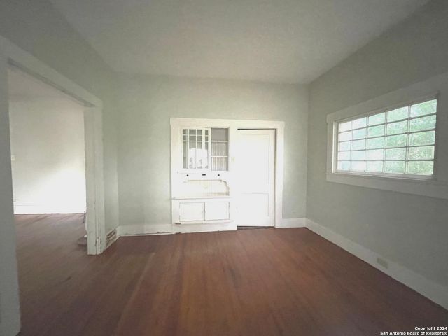 210 FLORIDA ST, San Antonio, TX 78210