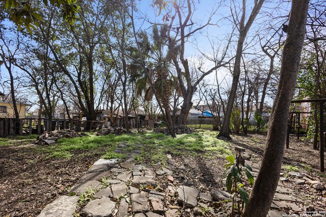 210 FLORIDA ST, San Antonio, TX 78210