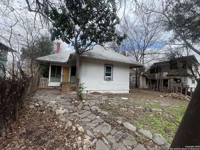 210 FLORIDA ST, San Antonio, TX 78210