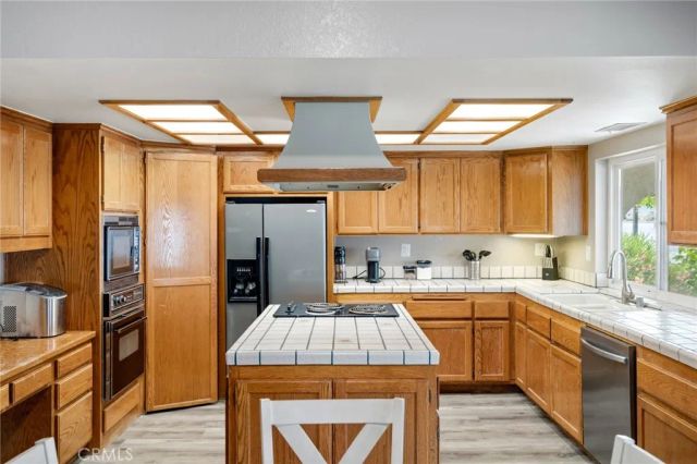 27444 Lakeview, Helendale, CA 92342