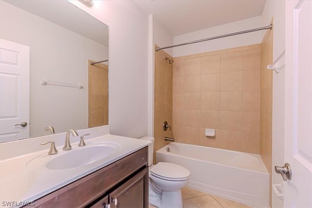 15389 Summit Place CIR 286, Naples, FL 34119