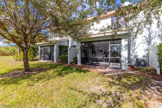 15389 Summit Place CIR 286, Naples, FL 34119