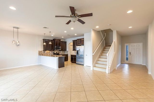15389 Summit Place CIR 286, Naples, FL 34119