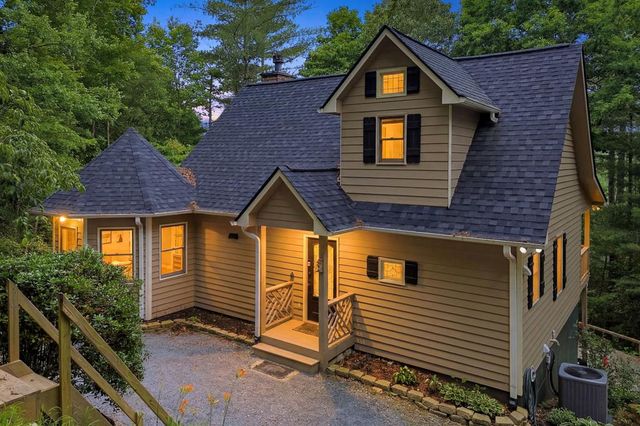 165 Amelia Lane, Blue Ridge, GA 30513