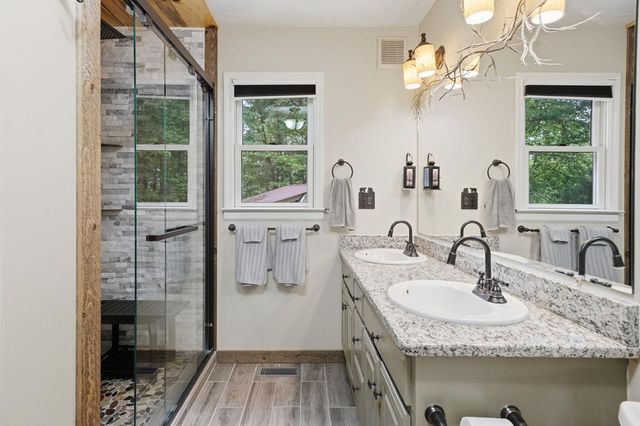 165 Amelia Lane, Blue Ridge, GA 30513