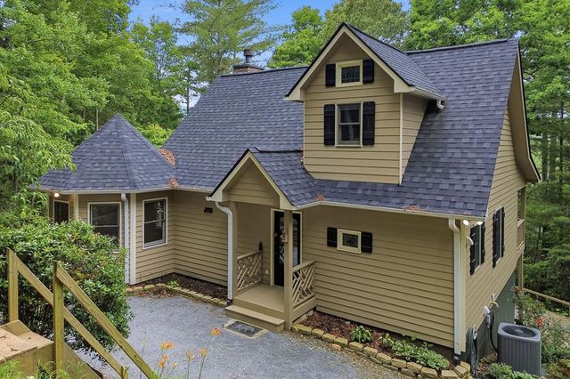 165 Amelia Lane, Blue Ridge, GA 30513