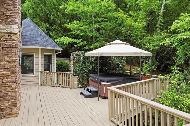 165 Amelia Lane, Blue Ridge, GA 30513