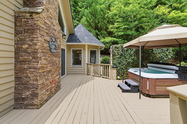 165 Amelia Lane, Blue Ridge, GA 30513