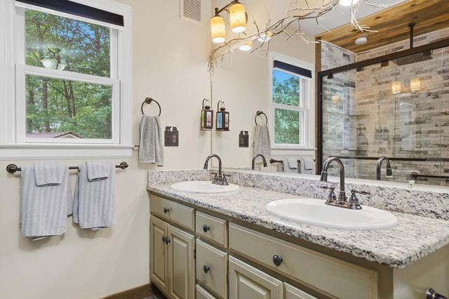 165 Amelia Lane, Blue Ridge, GA 30513