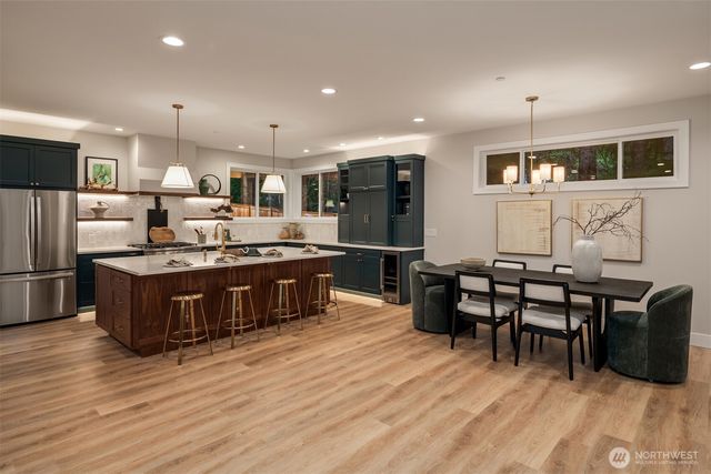 17006 174th Avenue NE, Woodinville, WA 98072