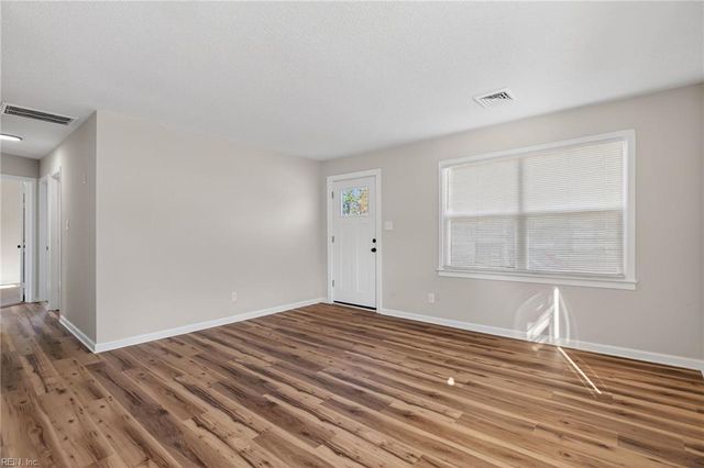 805 Tifton ST, Norfolk, VA 23513