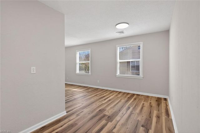 805 Tifton ST, Norfolk, VA 23513