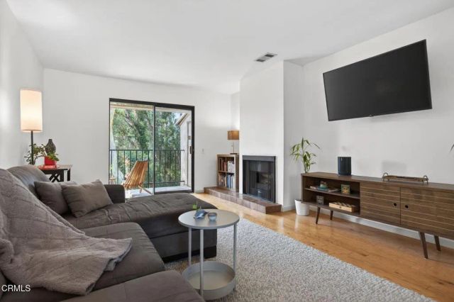 747 Seneca Street C40, Ventura, CA 93001