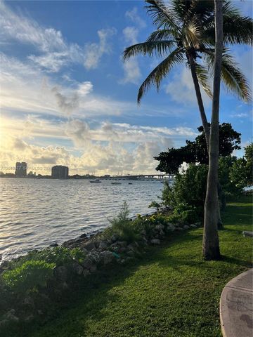 1900 N Bayshore Dr 4403, Miami, FL 33132