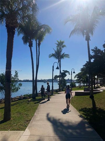 1900 N Bayshore Dr 4403, Miami, FL 33132
