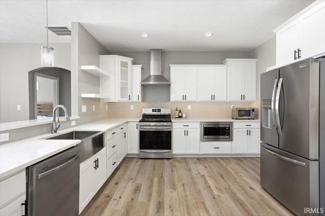 1754 Twin Lakes Circle, West Lafayette, IN 47906