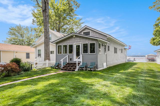 4304 Trails End Road, Orangeville Twp, MI 49333