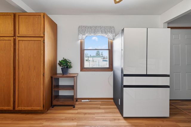 7023 52nd Avenue N, Crystal, MN 55428