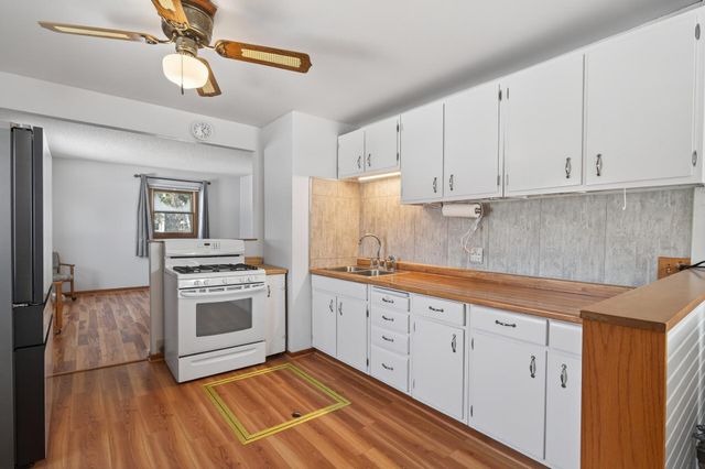 7023 52nd Avenue N, Crystal, MN 55428