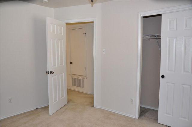 127 Anderson ST, Hutto, TX 78634