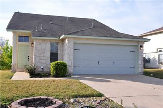 127 Anderson ST, Hutto, TX 78634