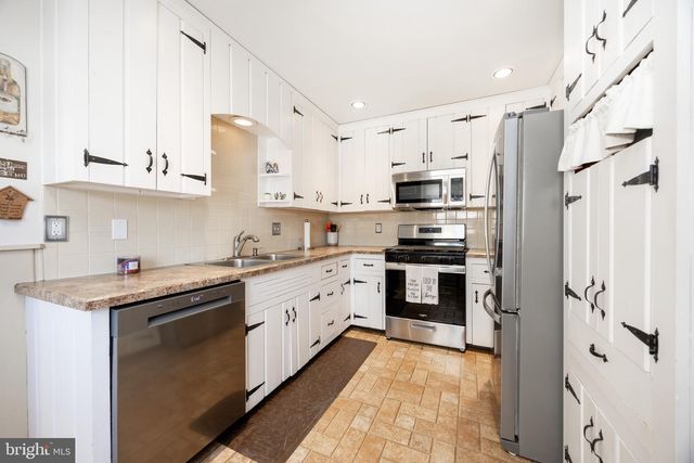 337 HIGHLAND AVE, Downingtown, PA 19335