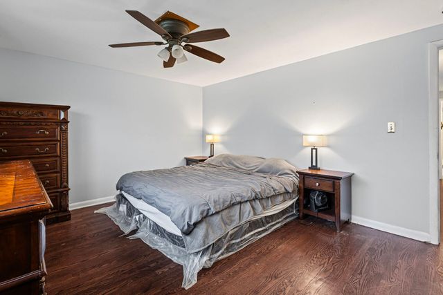 1N742 Forest Avenue, Glen Ellyn, IL 60137