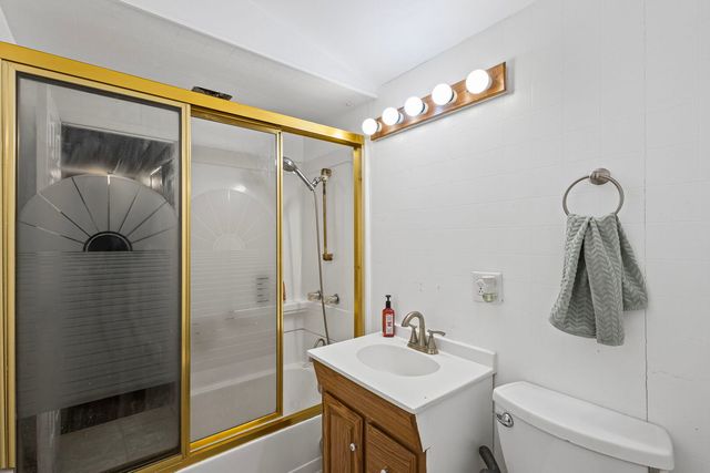 1N742 Forest Avenue, Glen Ellyn, IL 60137