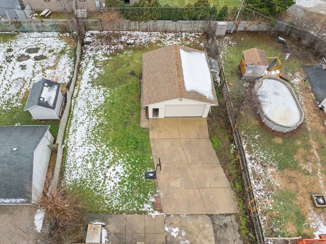 1N742 Forest Avenue, Glen Ellyn, IL 60137