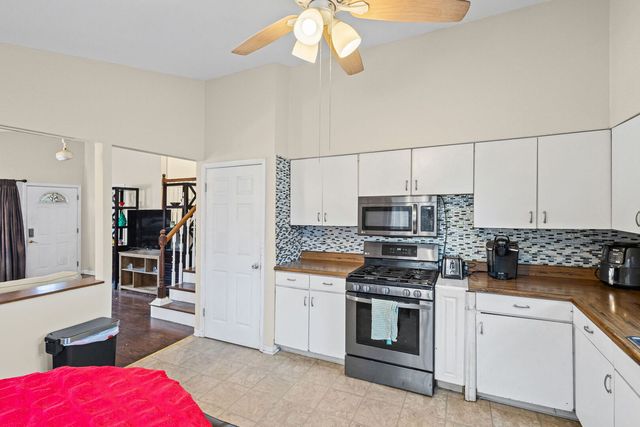 1N742 Forest Avenue, Glen Ellyn, IL 60137