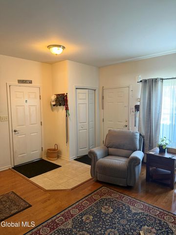 38 Diane Court, Cohoes, NY 12047