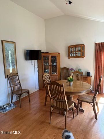 38 Diane Court, Cohoes, NY 12047