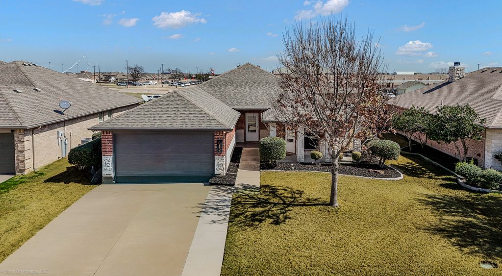 612 Preston Drive, Royse City, TX 75189