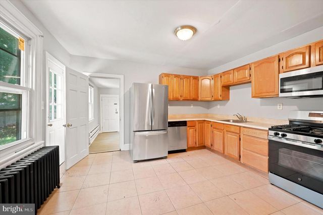 729 E HAVERFORD RD, Ardmore, PA 19003