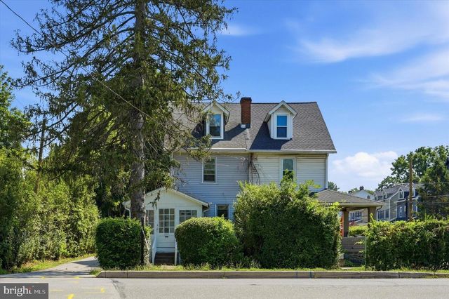 729 E HAVERFORD RD, Ardmore, PA 19003