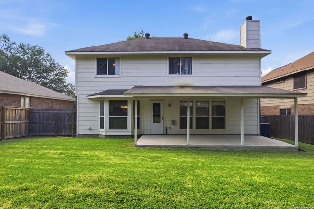 1020 GATE CREEK LN, Schertz, TX 78154