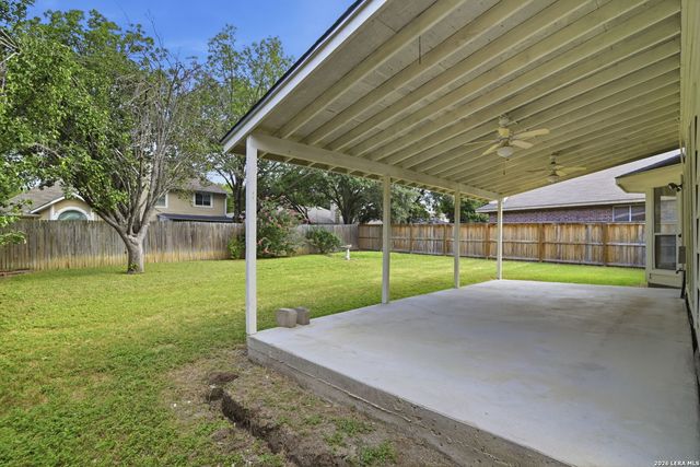 1020 GATE CREEK LN, Schertz, TX 78154