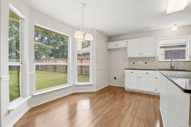 1020 GATE CREEK LN, Schertz, TX 78154