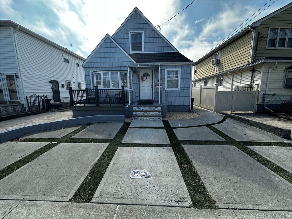 24116 148th Road, Rosedale, NY 11422