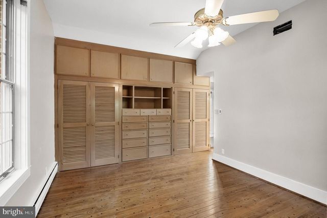7 E CENTENNIAL DR, Medford, NJ 08055
