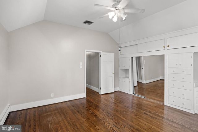 7 E CENTENNIAL DR, Medford, NJ 08055