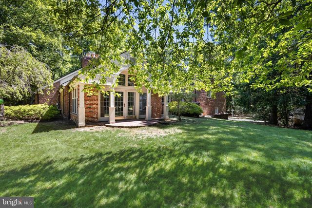 7 E CENTENNIAL DR, Medford, NJ 08055